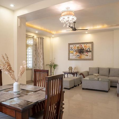 The Urban Grandeur 1 Bed & Breakfast กูวาฮาติ ภายนอก รูปภาพ
