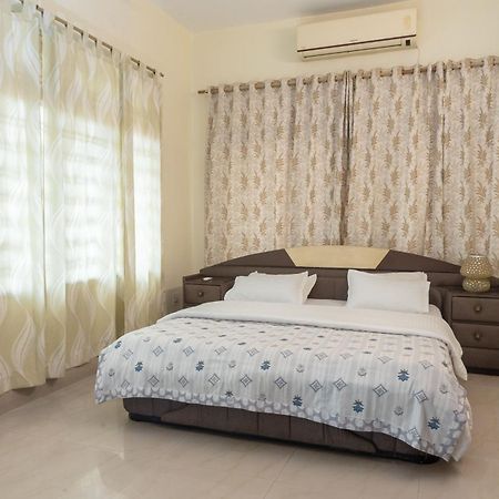 The Urban Grandeur 1 Bed & Breakfast กูวาฮาติ ภายนอก รูปภาพ