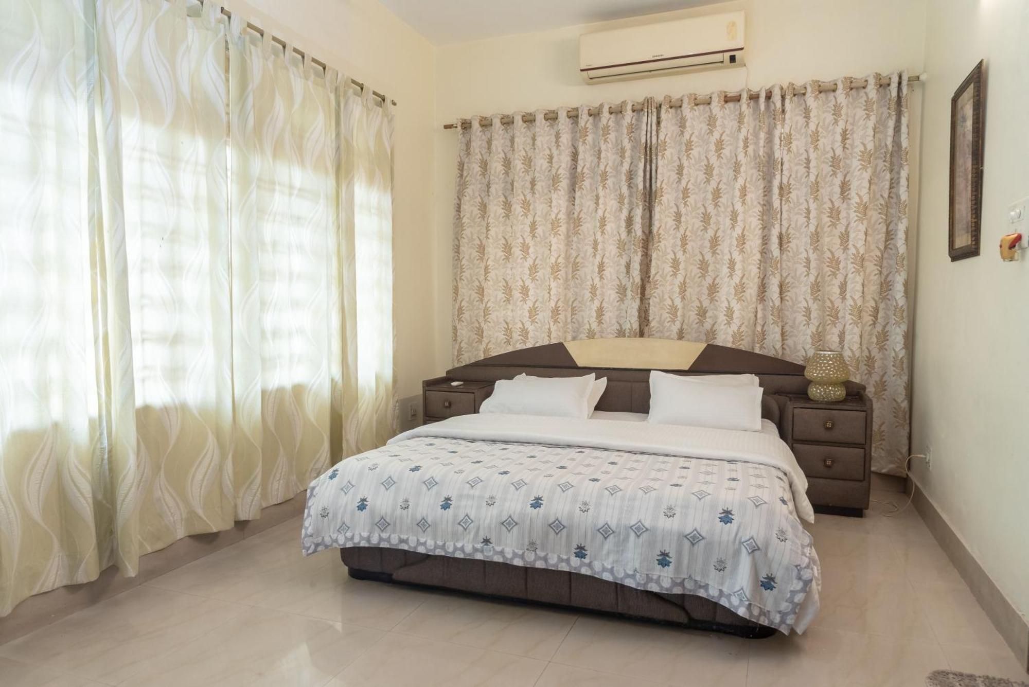 The Urban Grandeur 1 Bed & Breakfast กูวาฮาติ ภายนอก รูปภาพ