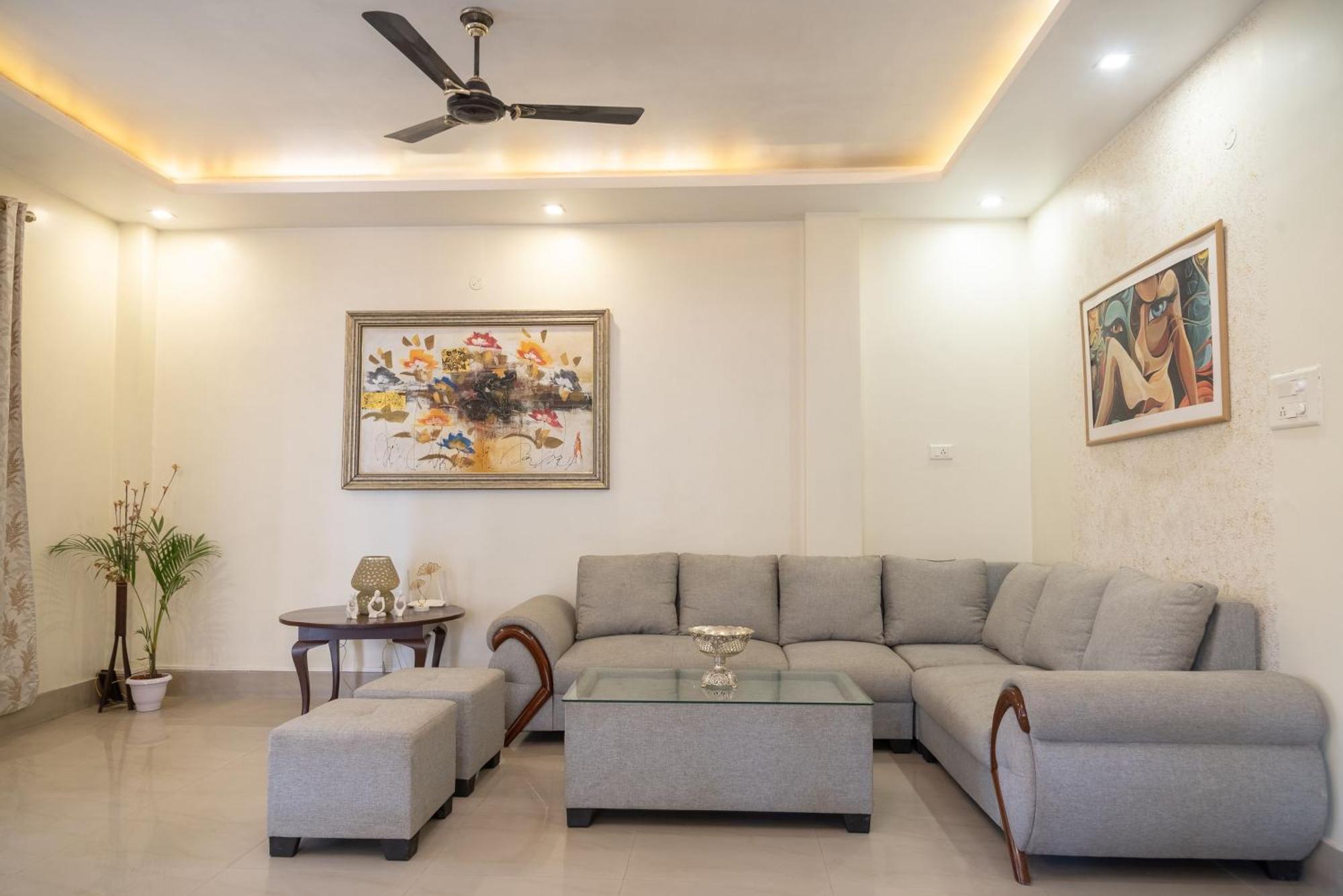 The Urban Grandeur 1 Bed & Breakfast กูวาฮาติ ภายนอก รูปภาพ